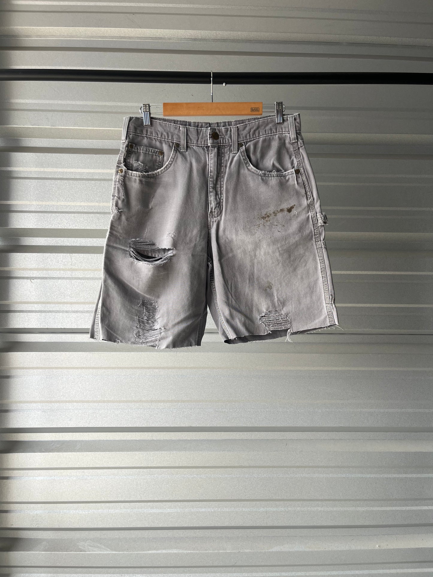 Vintage Grey Carhartt Shorts - 32