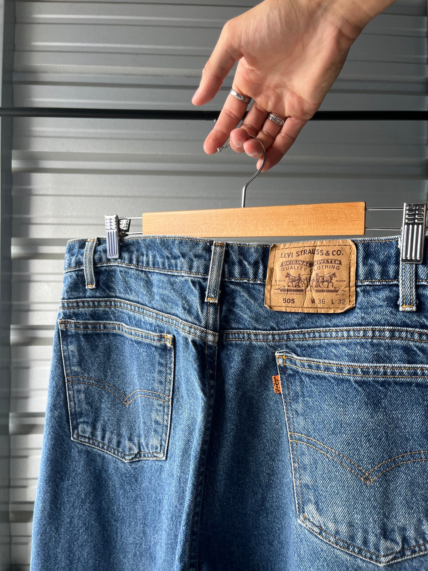 Vintage Levi’s 505 Orange Tab Denim Jeans - 34