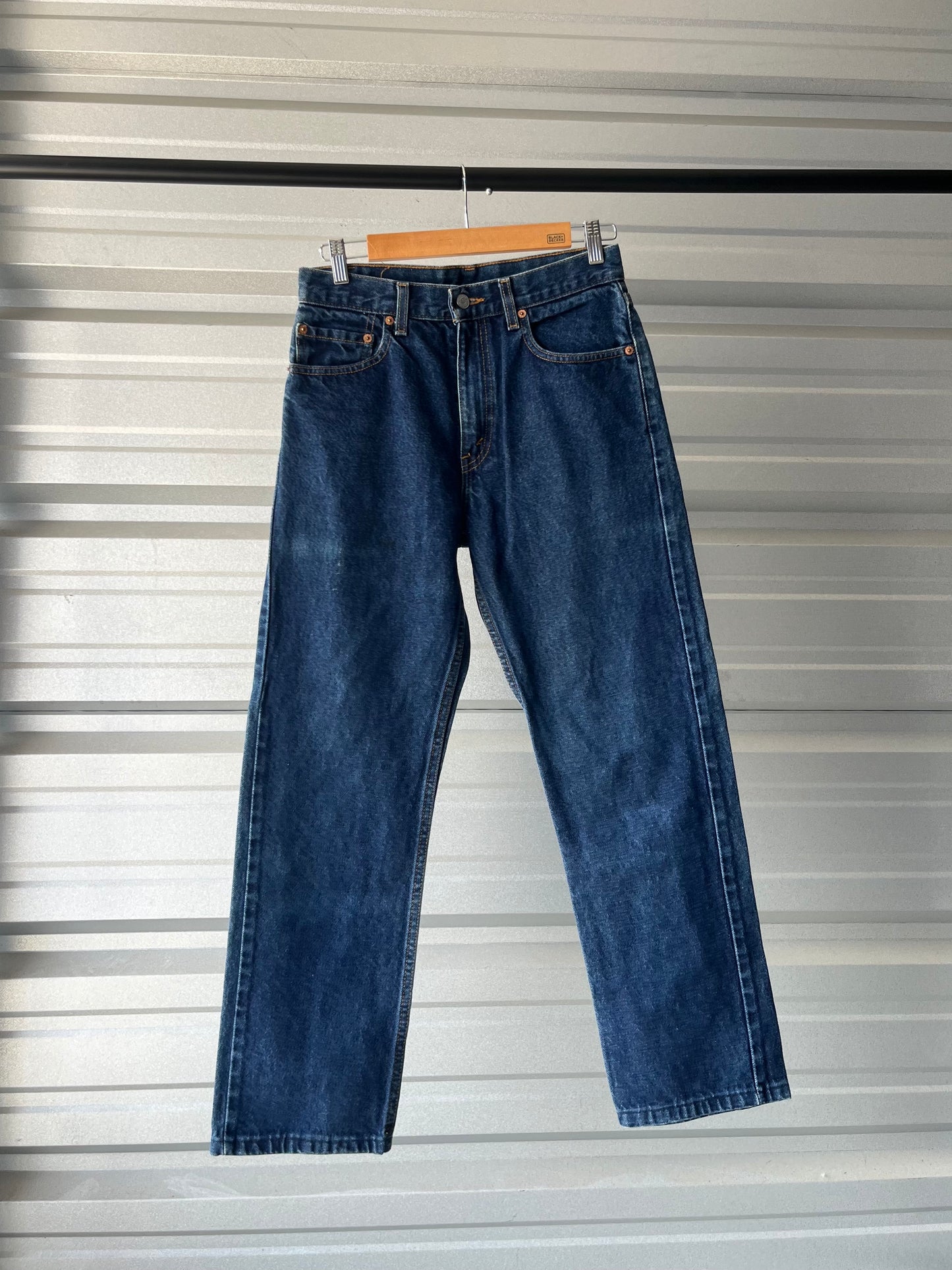 Vintage Levi’s 505 Dark Wash Jeans - 29