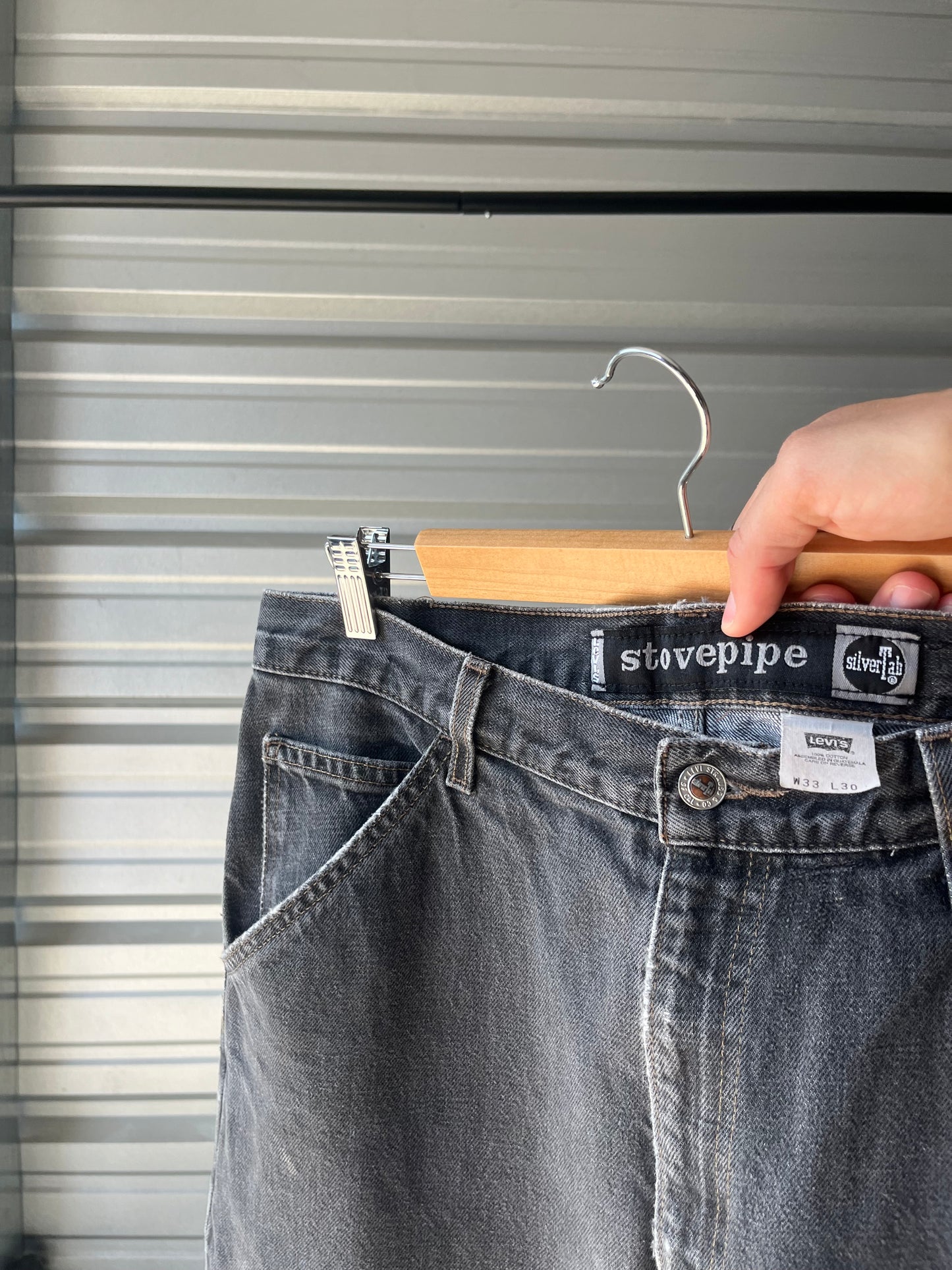 Vintage Levi’s Silver Tab Stovepipe Baggy Jeans - 32