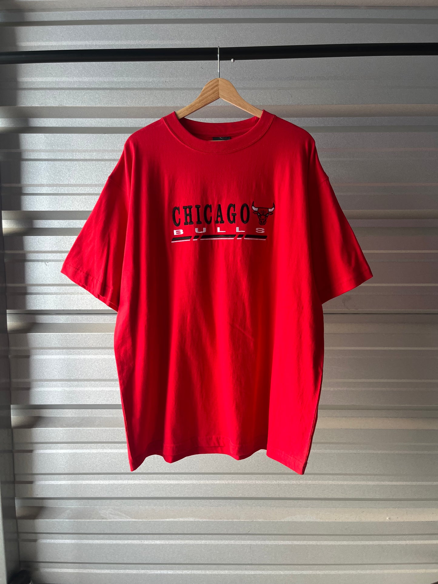 Vintage Chicago Bulls Embroidered T-Shirt - XL