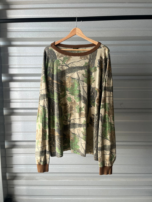 Vintage Long Sleeve Camo Pocket T-Shirt - XL