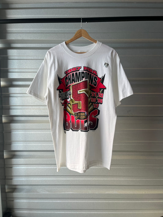 Vintage Chicago Bulls 5 Time Champions T-Shirt - Large