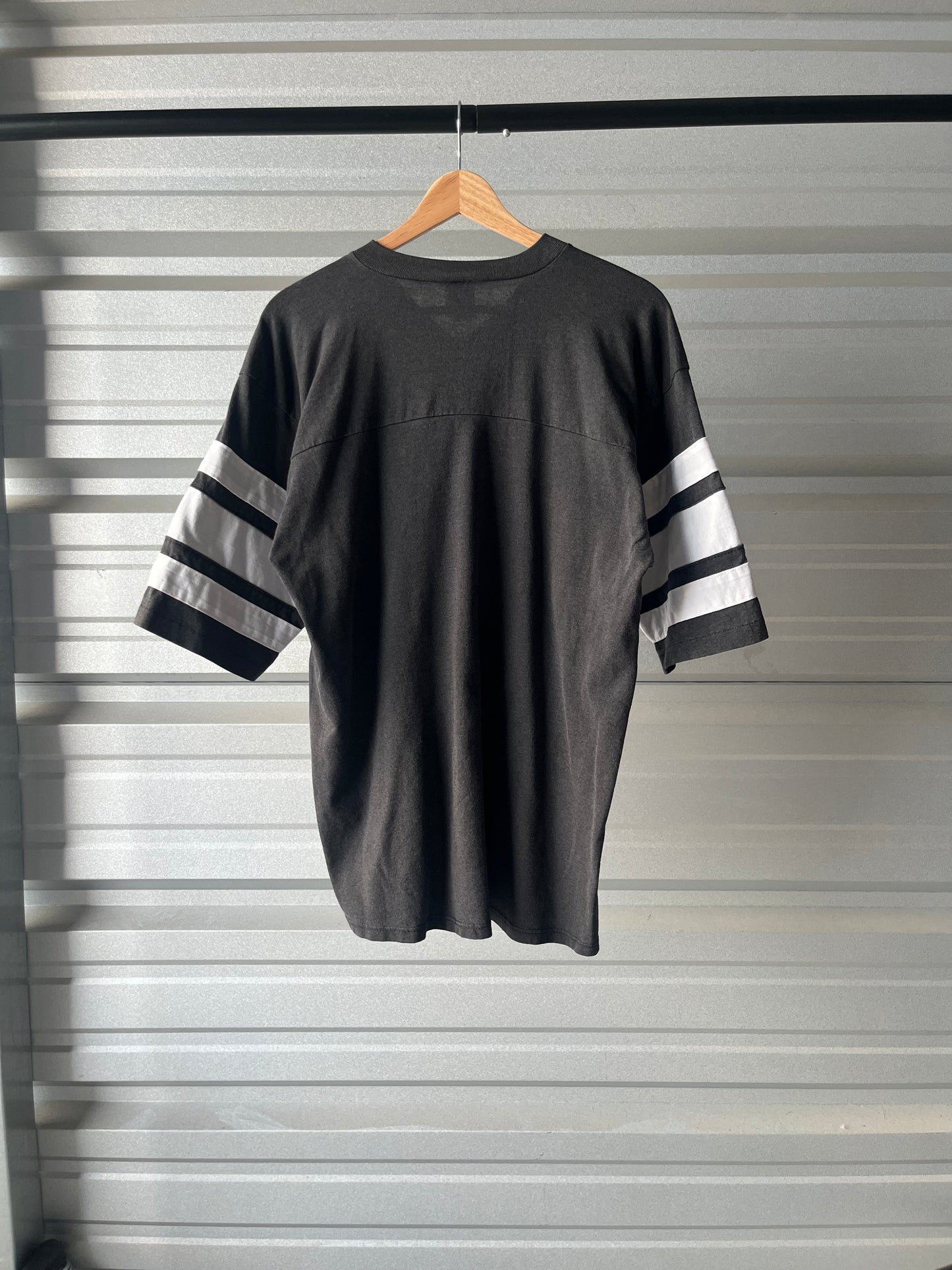 Vintage Chicago Bulls Striped T-Shirt - Large