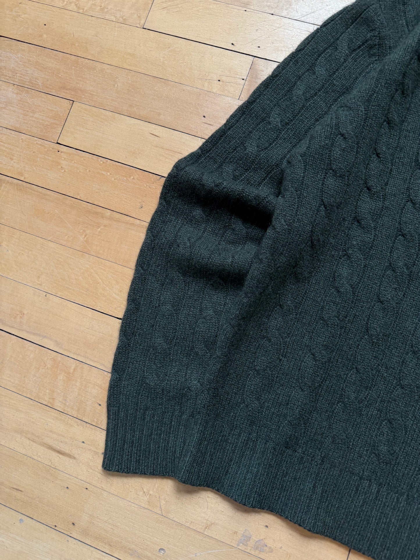 90s Grant Thomas Cashmere Cable knit Sweater - Large
